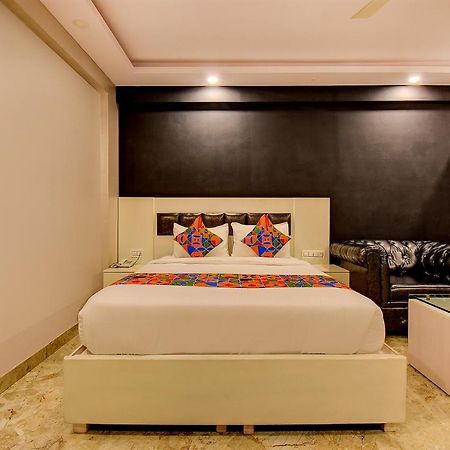 Fabhotel Srk Platinum Inn - Nr Forum Mall Bangalore Exterior photo